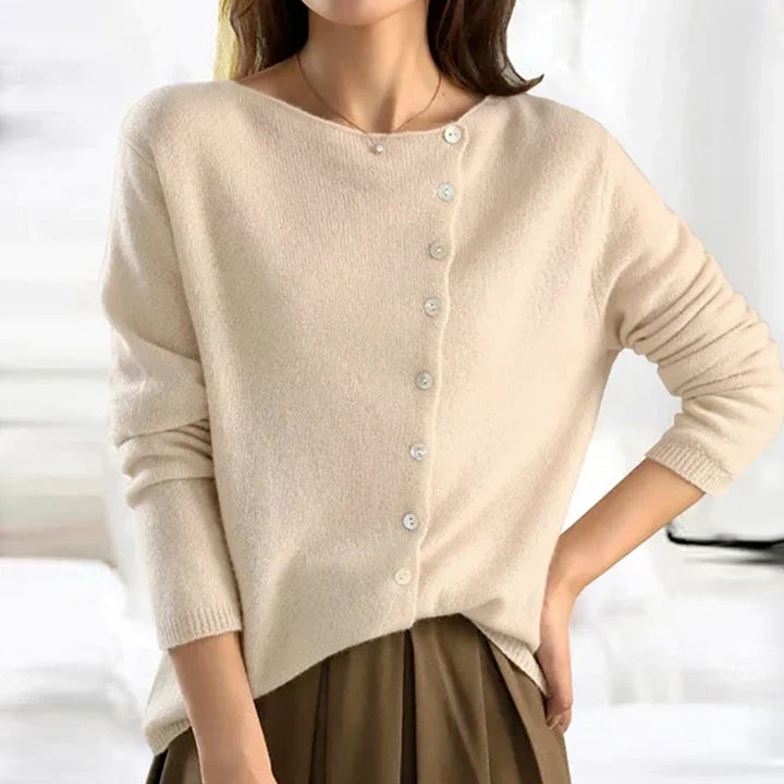 Oona | Fitted Pearl-Button Crew-Neck Knit Cardigan