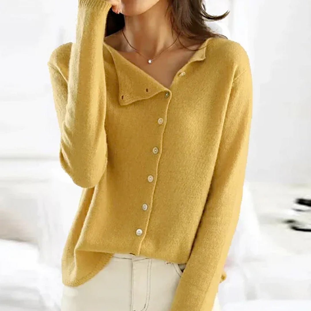 Oona | Fitted Pearl-Button Crew-Neck Knit Cardigan