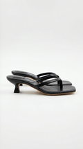 Sandales tong à petits talons pour femme